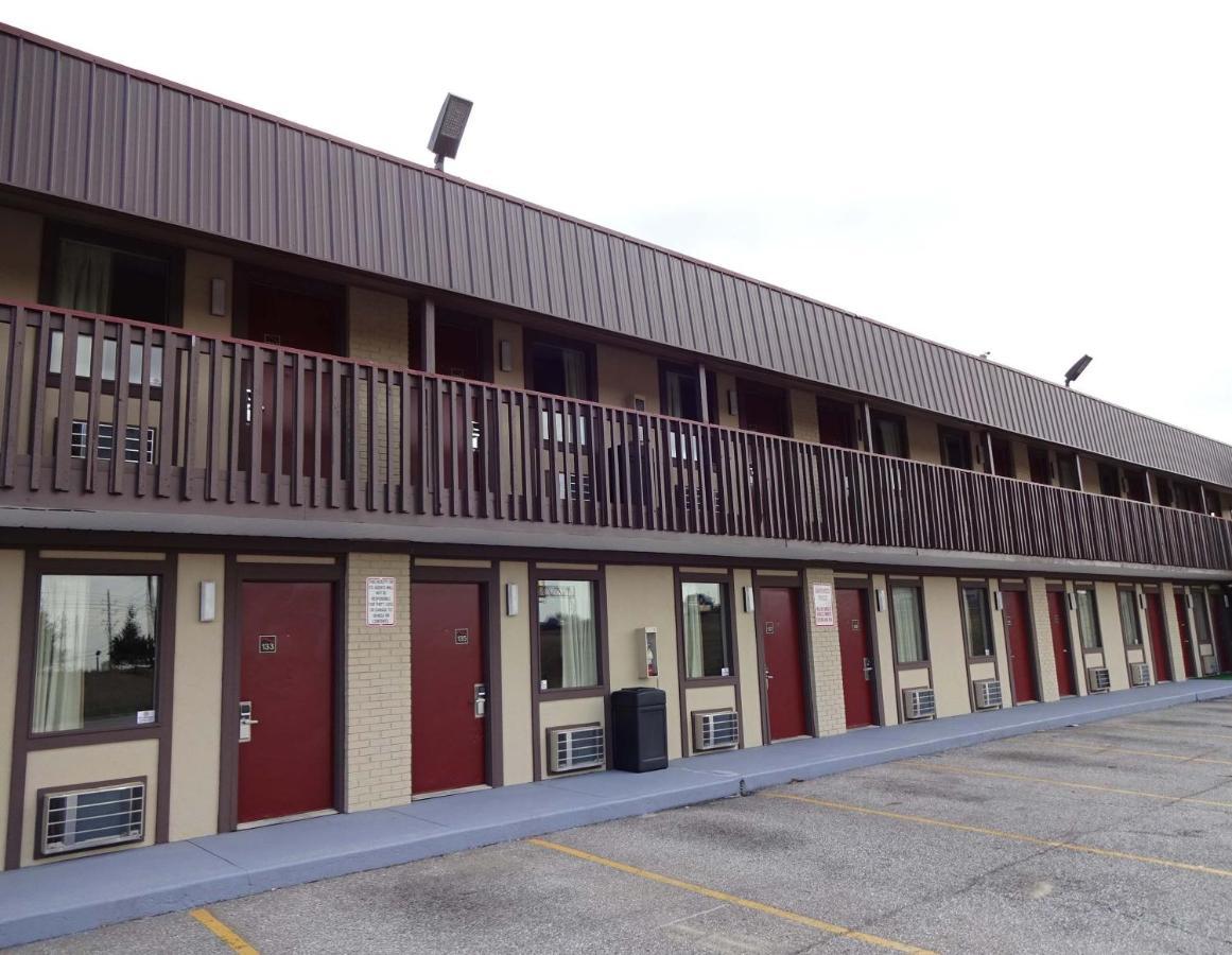 Red Roof - Castleton Motel Indianapolis